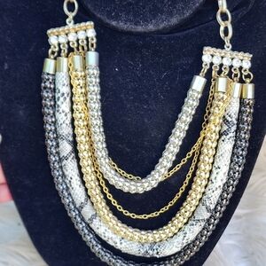 Snake triple chain necklace NWOT‎